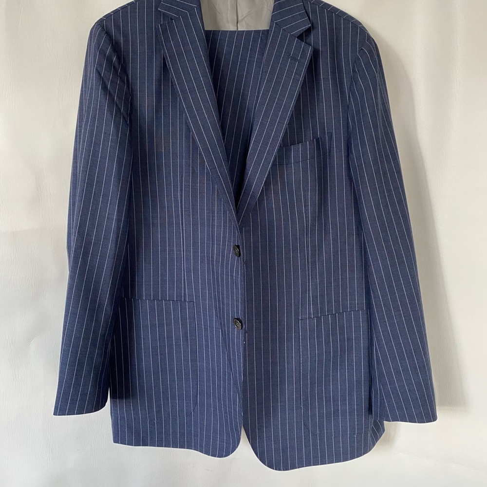 Men suit, suit supply, blues strips